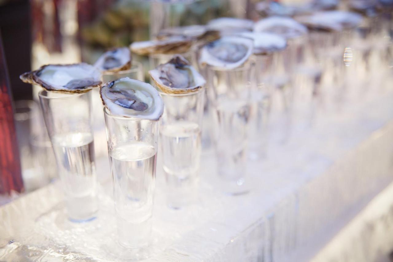 Intercontinental New York Barclay Hotel By Ihg Luaran gambar Champagne glasses