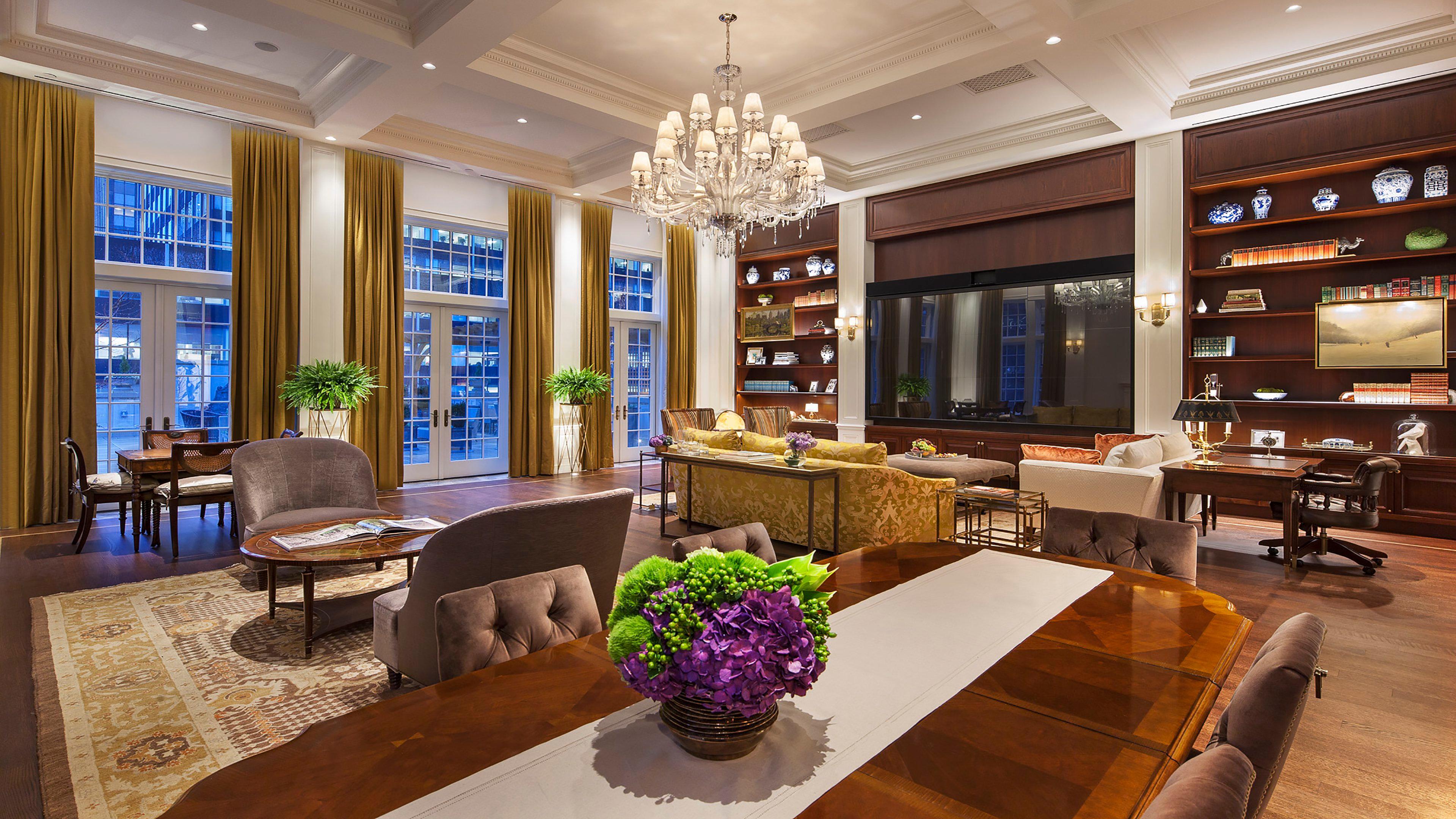 Intercontinental New York Barclay Hotel By Ihg Luaran gambar The living room of the 2012 White House Christmas tree